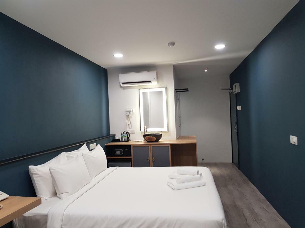 Bloommaze Boutique Hotel Klang Exterior foto